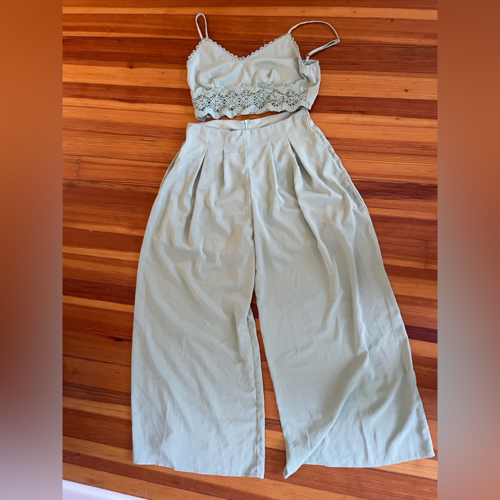 Light Green Matching Pant Set From Shein - image 1